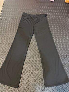 Black Wide-Leg Stretch Yoga Pants